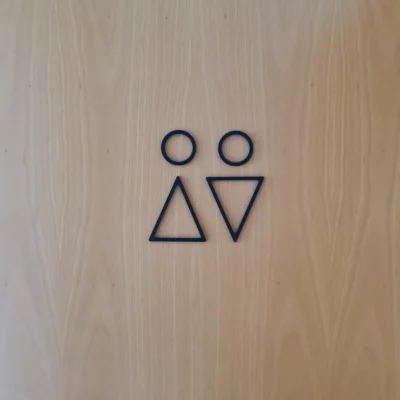 Plaque de porte de toilette V3