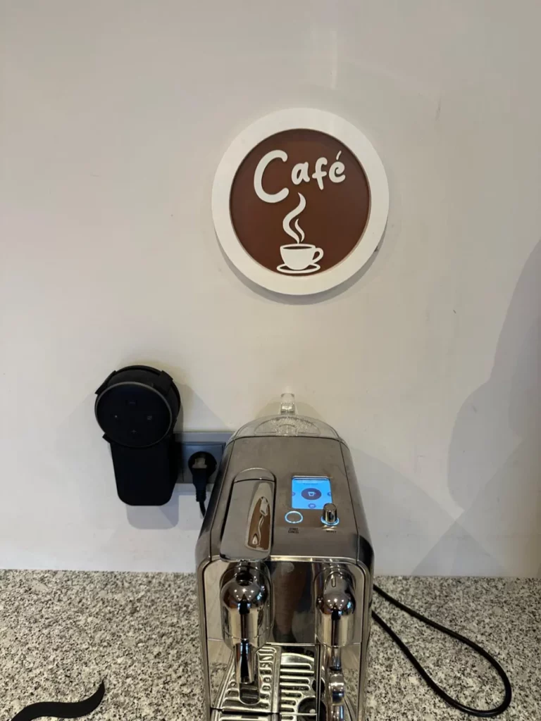 Décoration Murale en Plastique pour Café