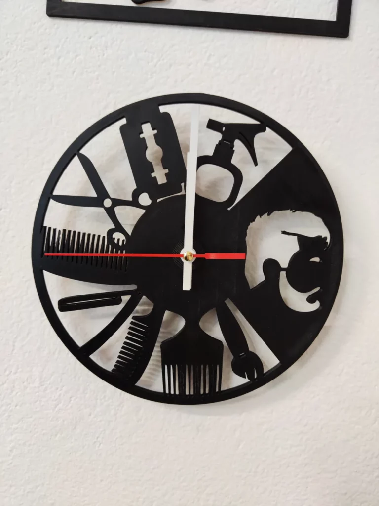 Horloge murale pour salon de coiffure